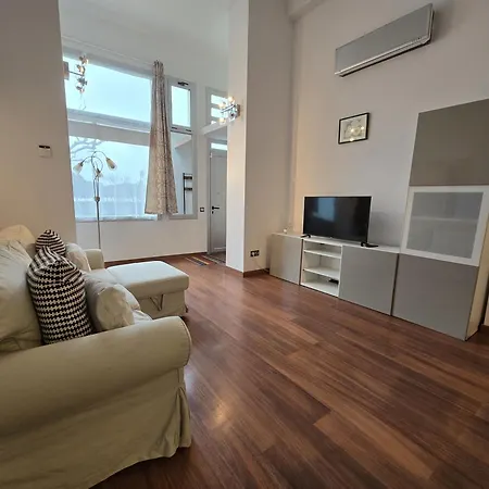 Apartment Loft Moderno Sant Simo 1 To The *