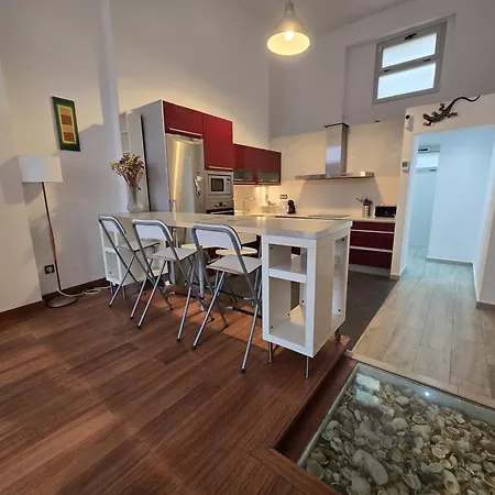 Loft Moderno Sant Simo 1' To The アパート *